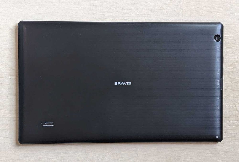 Планшет с экраном 10.1 десять дюймов Bravis