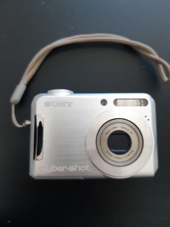 Sony Cyber shot фотоапарат