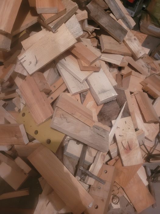 Drewno opałowe workowane do palenia