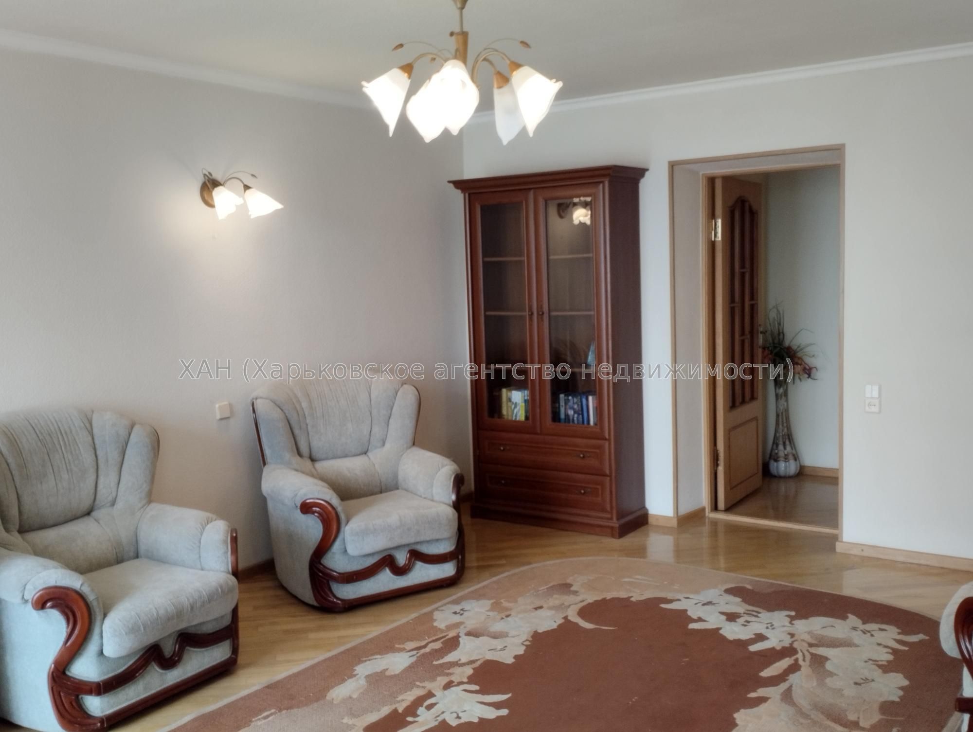 Продам 3кв. Центр. Капитальный ремонт.53000.Д57