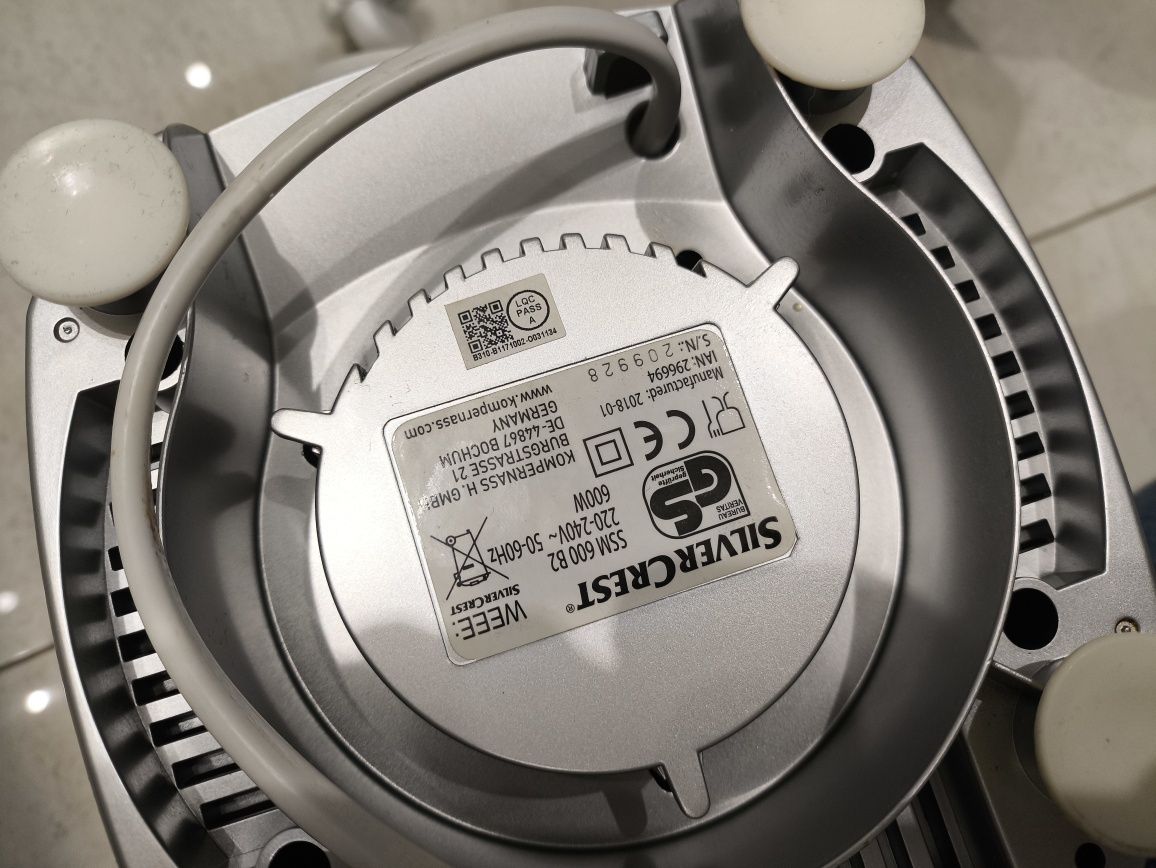 Blender Silver crest