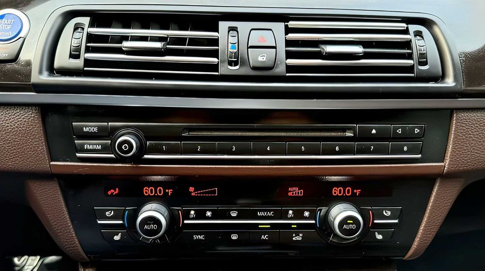 BMW 5 Series      2016