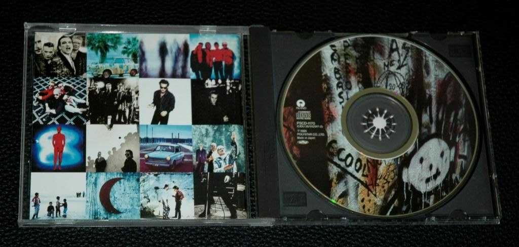 U2 - Achtung Baby. 1991 Island Japan.