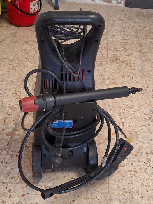 Maquina de  lavar alta pressão