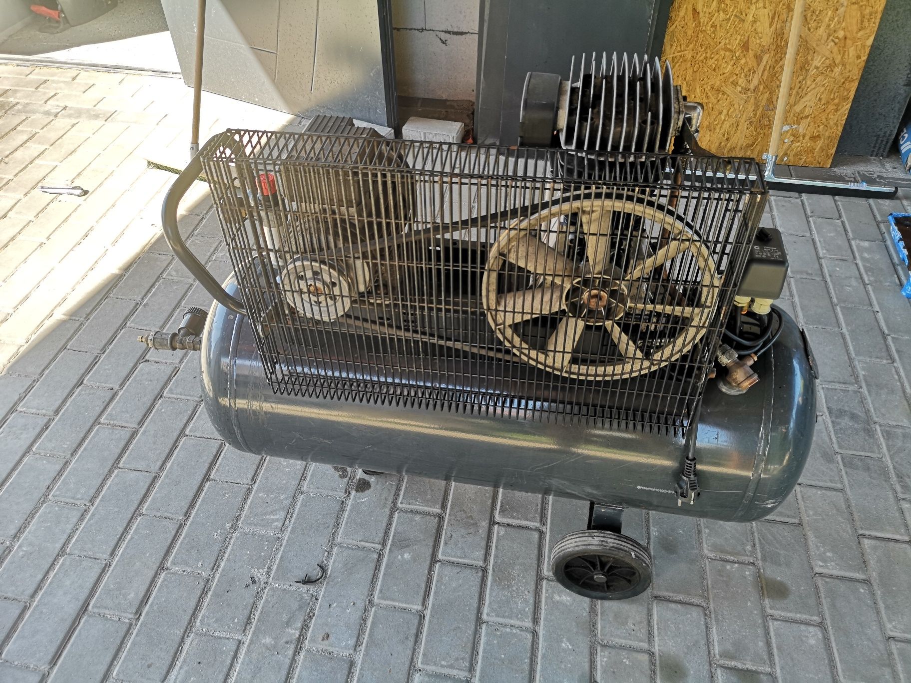 Kompresor sprężarka tłokowa Balma 100l 230V