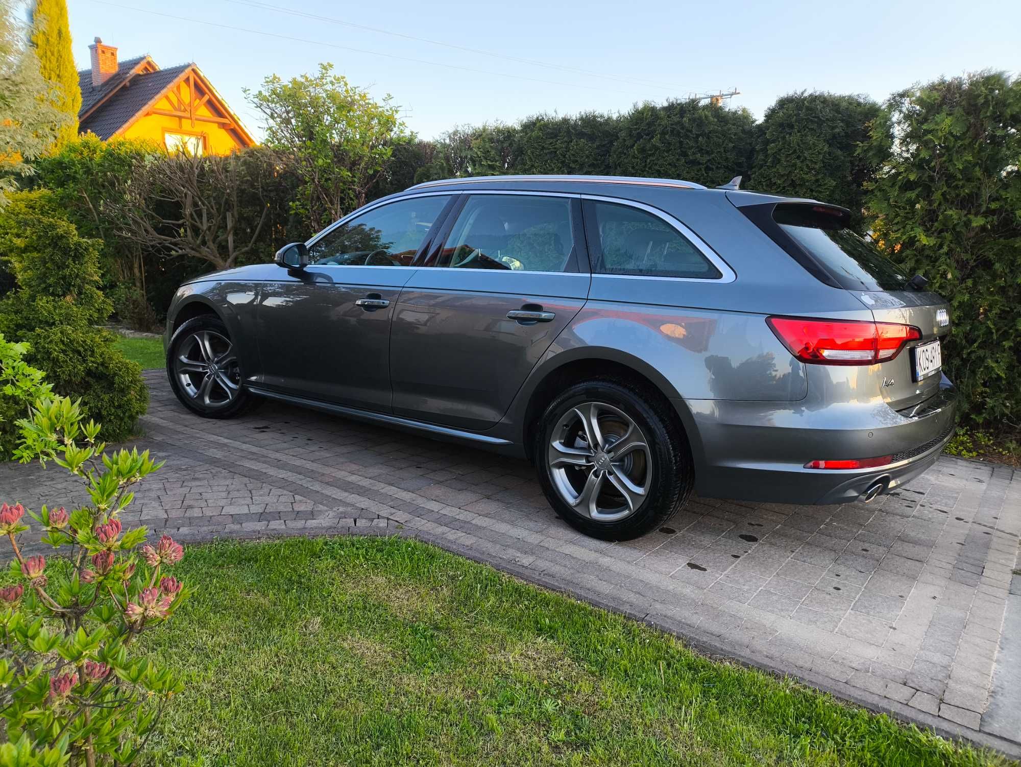 Audi A4 B9 kombi Sline 2.0 TDI