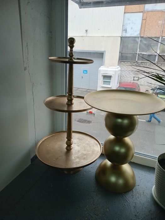 Блюдо фуршетна стійка