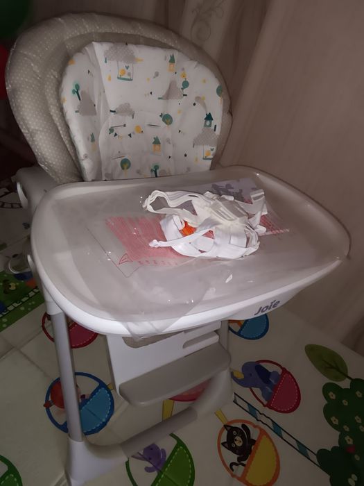 Стільчик для годування Joie Mimzy LX
 сидіння виготовлено