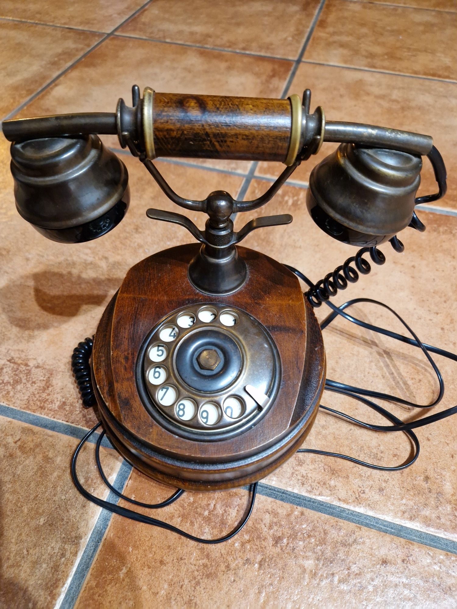 Telefone   antigo