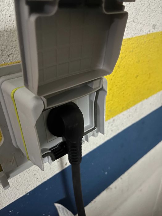 Infraestrutura - Carregamento Mobilidade Híbridos Plug-in com Contador