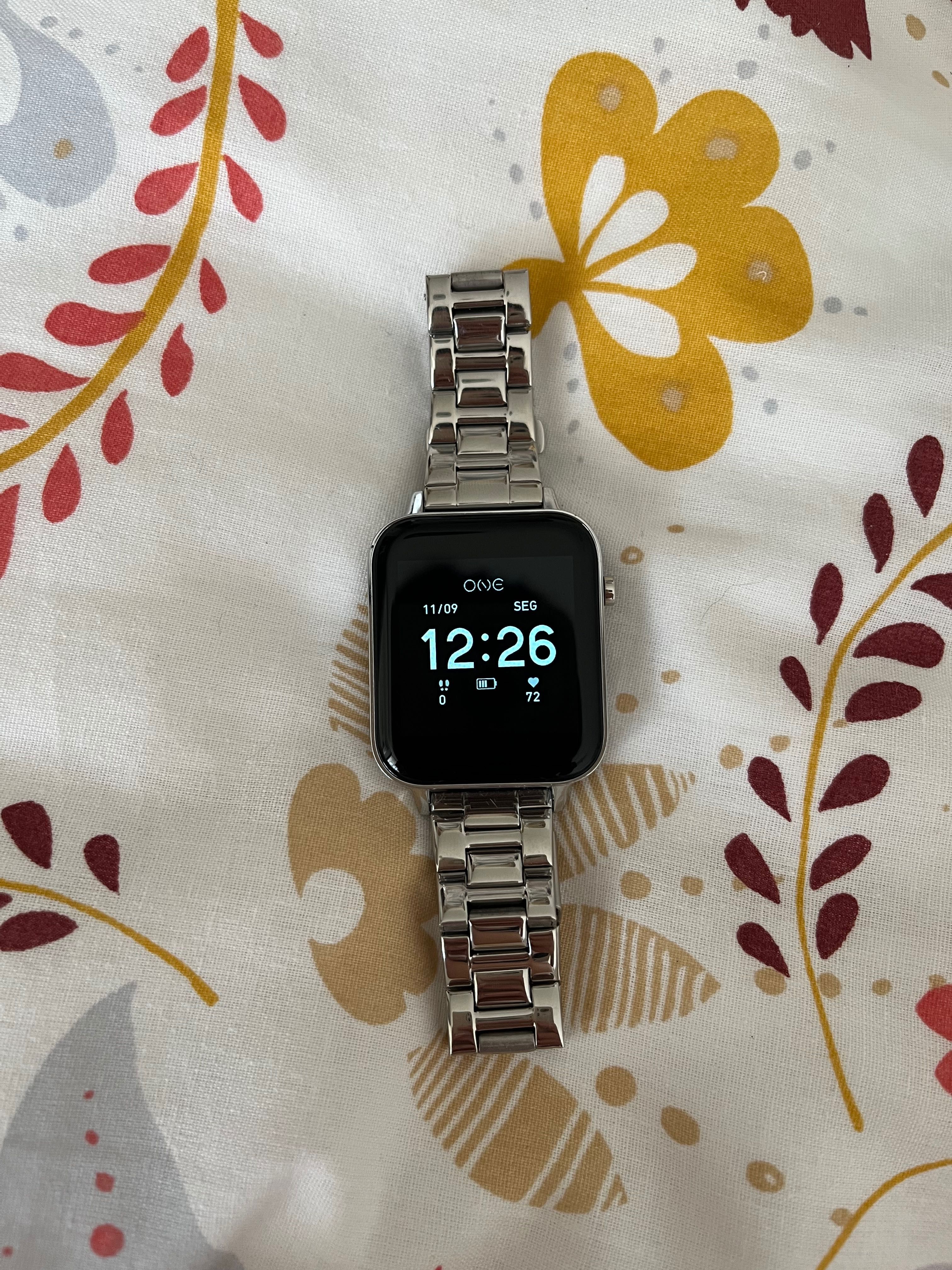Smartwatch ONE + Bracelete Extra