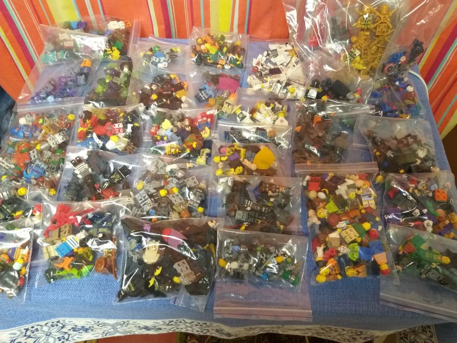 Фигурки Lego, разные, много