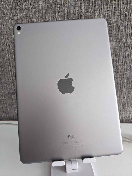 Apple iPad Pro на 32 GB #128