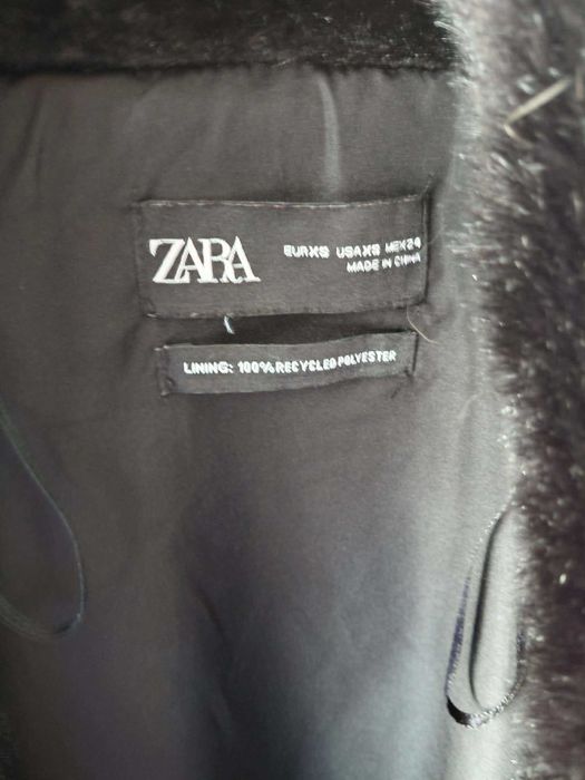 Casaco super elegante e fofinho para o inverno! Muito boas condições!