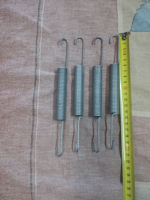 Пружины бака стиральной машины.