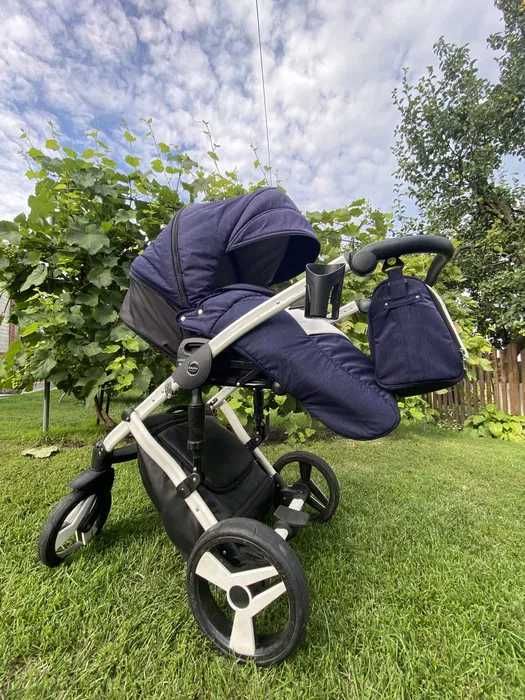 Продам Б/У візочок Junama diamond exclusive prams 2в1.