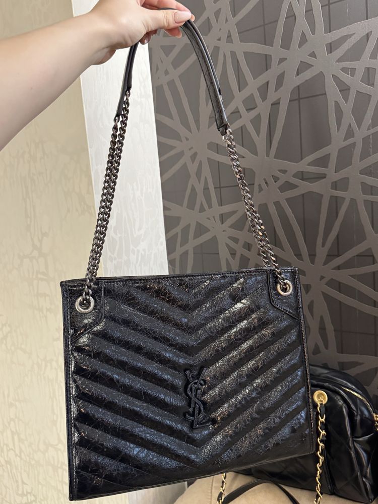 Сумка Yves Saint Laurent Niki Black