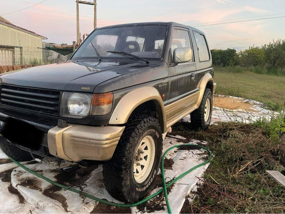 Mitsubishi Pajero mk2 2.5