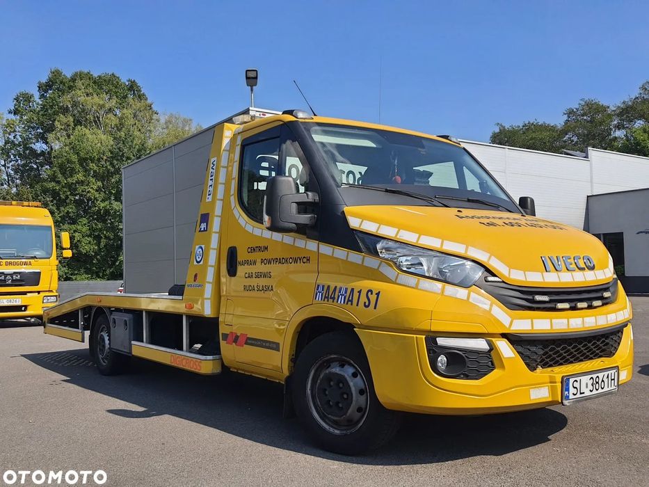 Iveco TURBO DAILY/ DIGICROSS  Specjalny Pomoc Drogowa Iveco Turbo Daily/Digicross 3,0 L 180 km