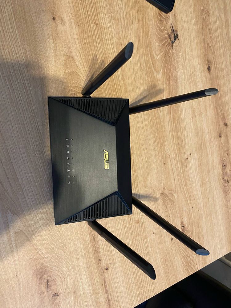 Router ASUS RT-AX1800U 2.4 / 5 GHz (DualBand), Wi-Fi Mesh