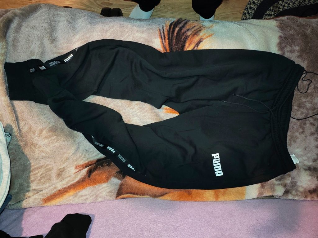 Komplet dresowy Puma M czarny jak nowy