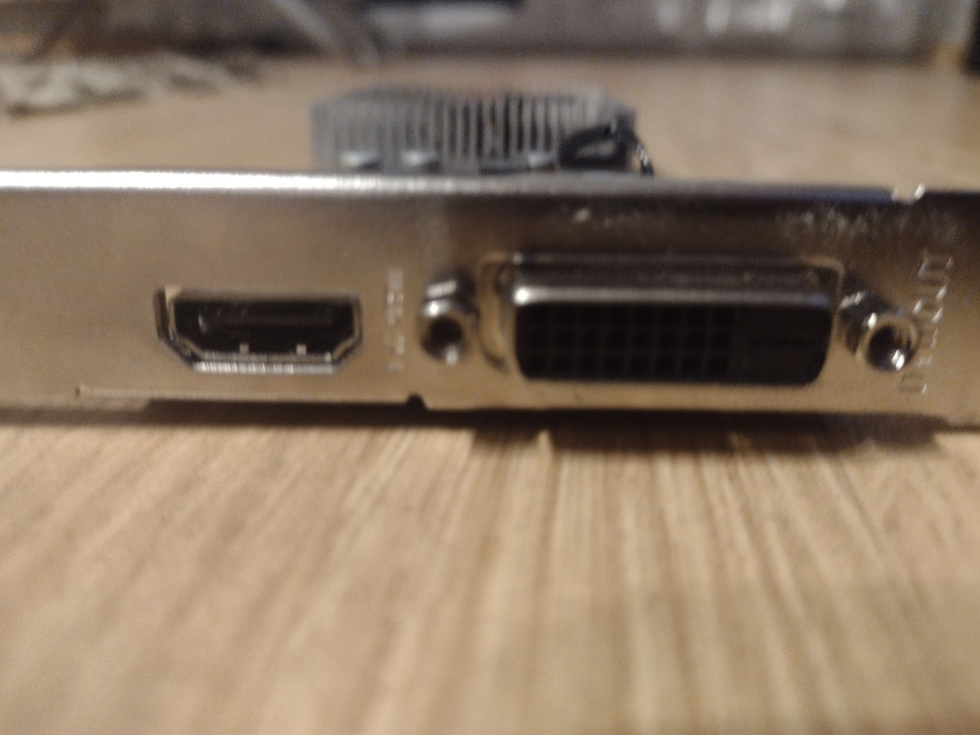 Karta graficzna NVIDIA GeForce GT 1039