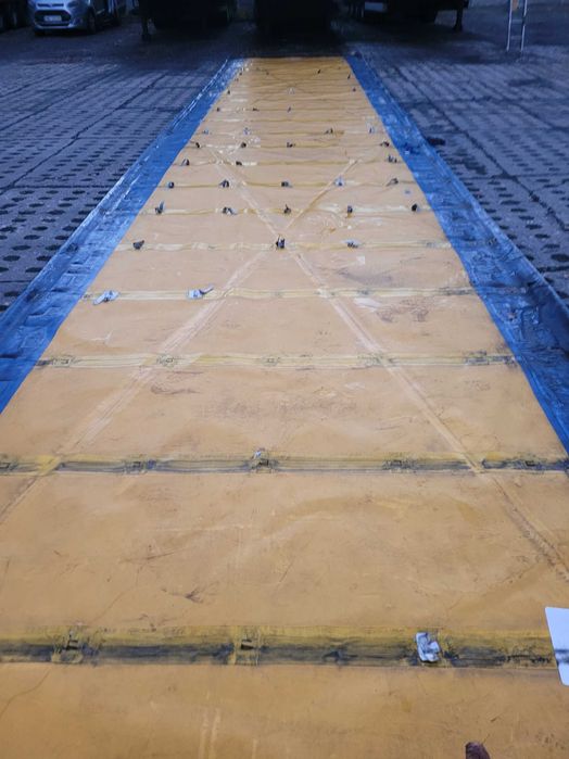 naczepa krone mega PLANDEKA DACHU , DRZWI , FELGA bebnowa , SILOWNIK