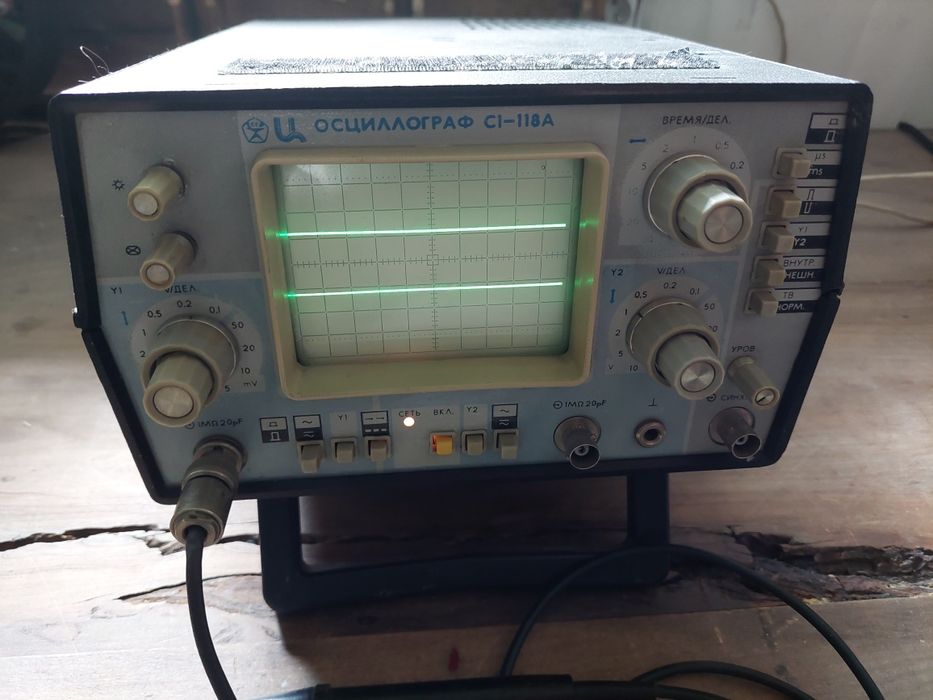 Oscyloskop 2-kanałowy 2x20Mhz C1-118A