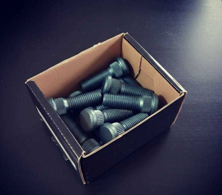 Колесные шпильки на автомобиль под любые диски стандарт и длинные