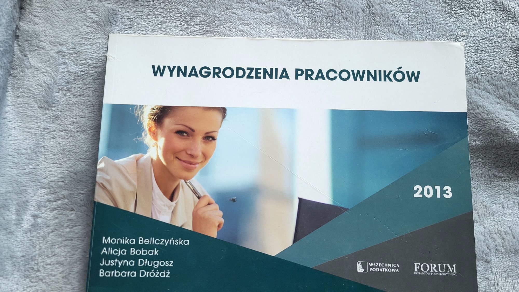 "Wynagrodzenia pracowników" Książka