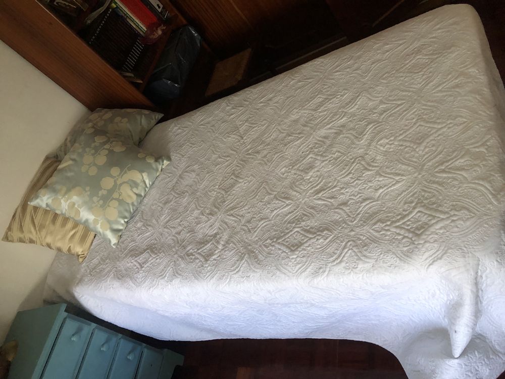 Cama sommier, com colchão 1.90/90