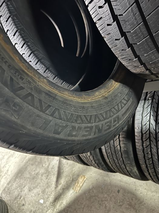 Шини резина 225 65 R16C General 2021р залишок 50-60%