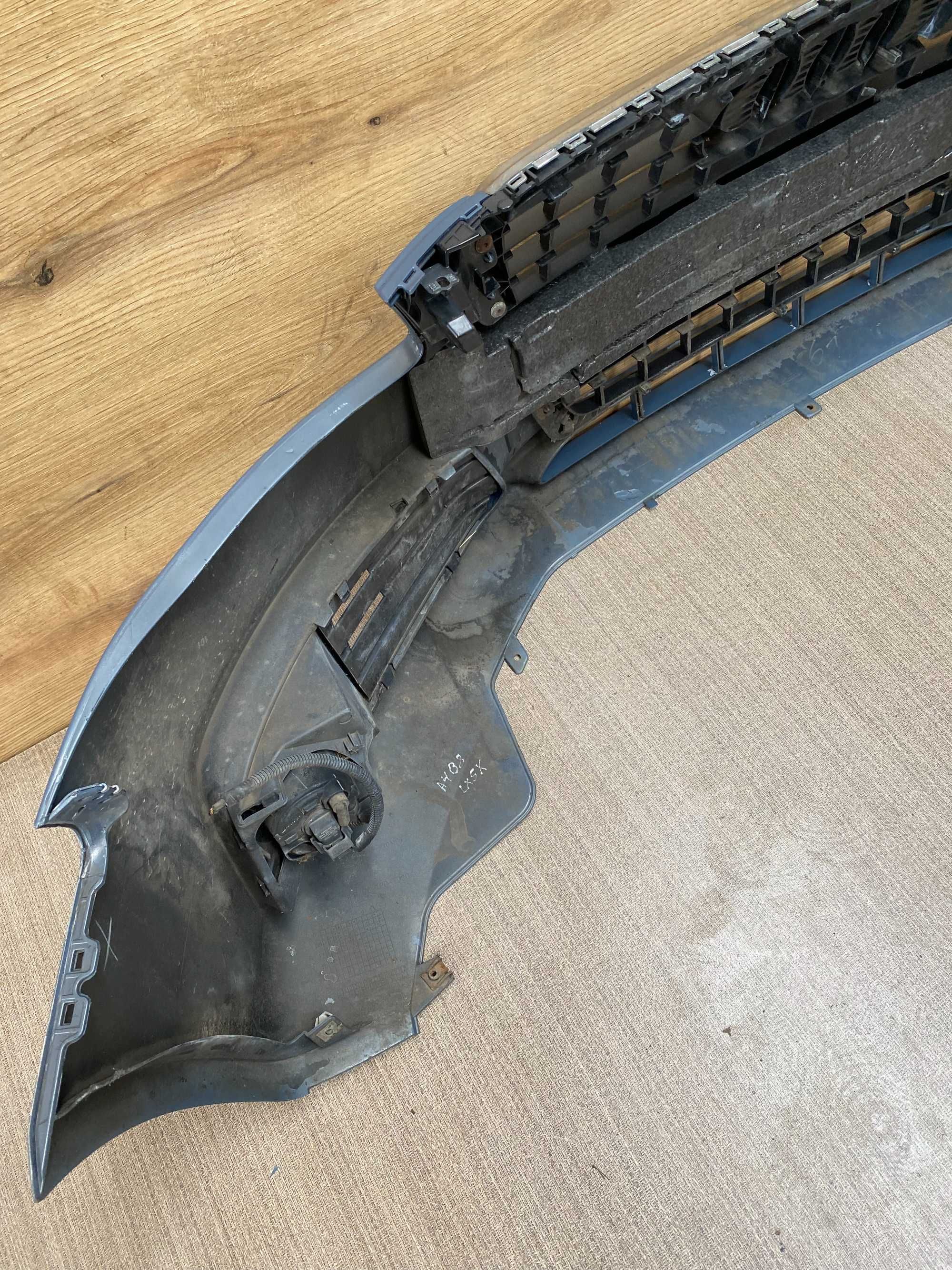 Zderzak przedni Audi a4 b8 przed lift