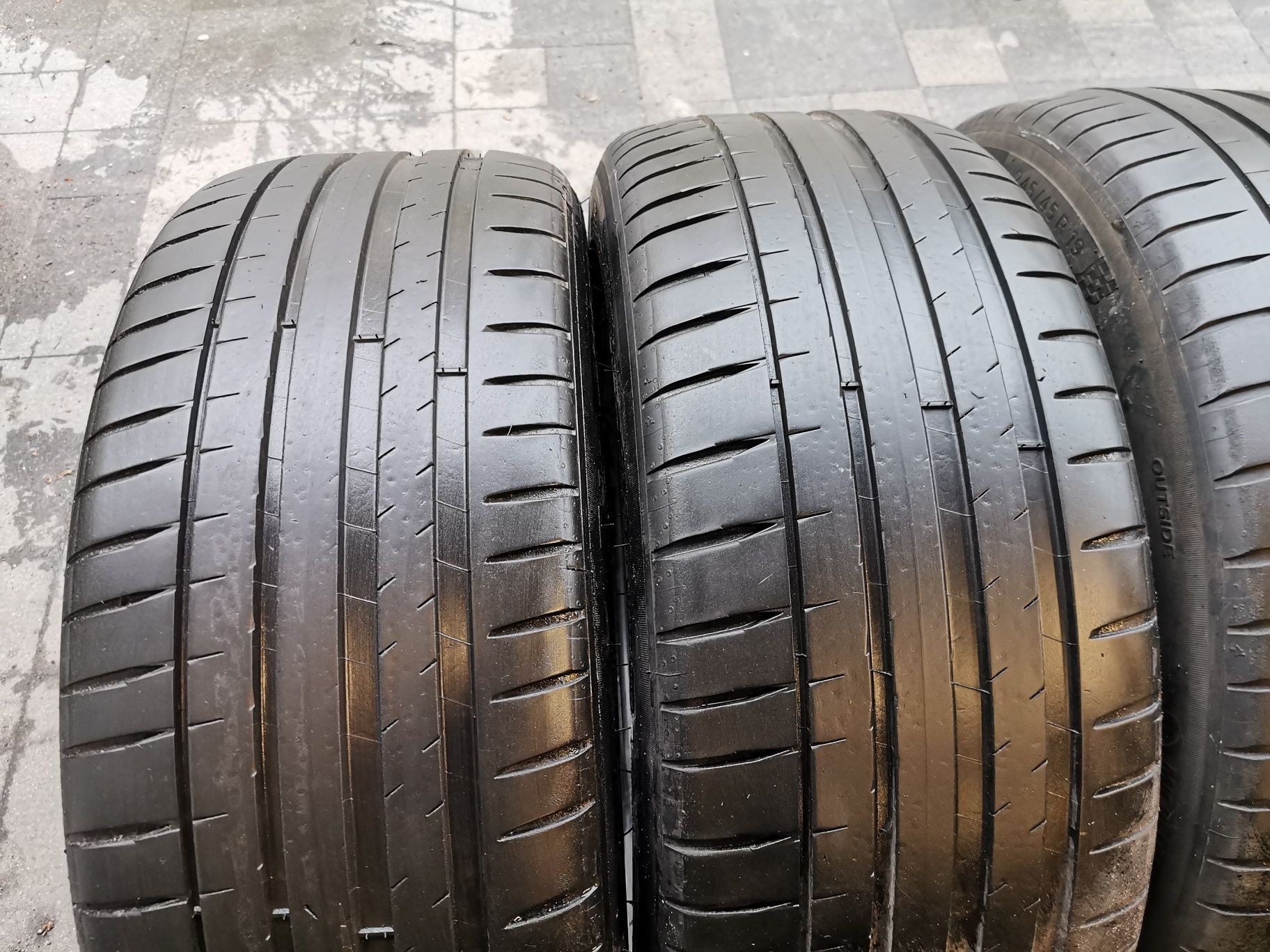 Летняя резина 245/45 R19 Michelin pilot sport 4