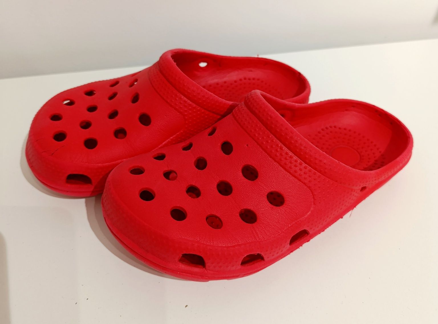 Klapki Crocsy dziecięcie piankowe r. 34