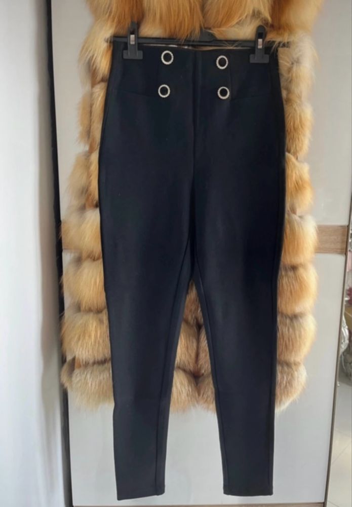 Zara  eleganckie leginsy spodnie wysoki stan S guziki