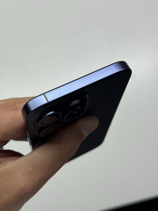 iPhone 15 Pro Max 256 ГБ як новий гарантія магазину 3 місяці