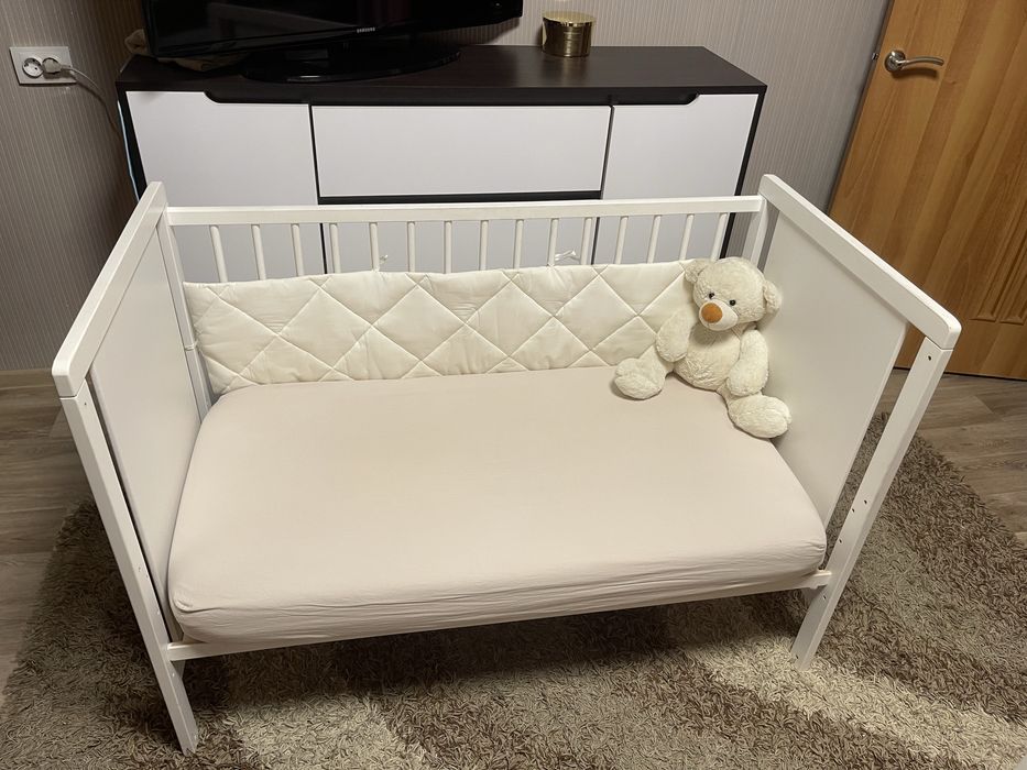 Ліжко дитяче