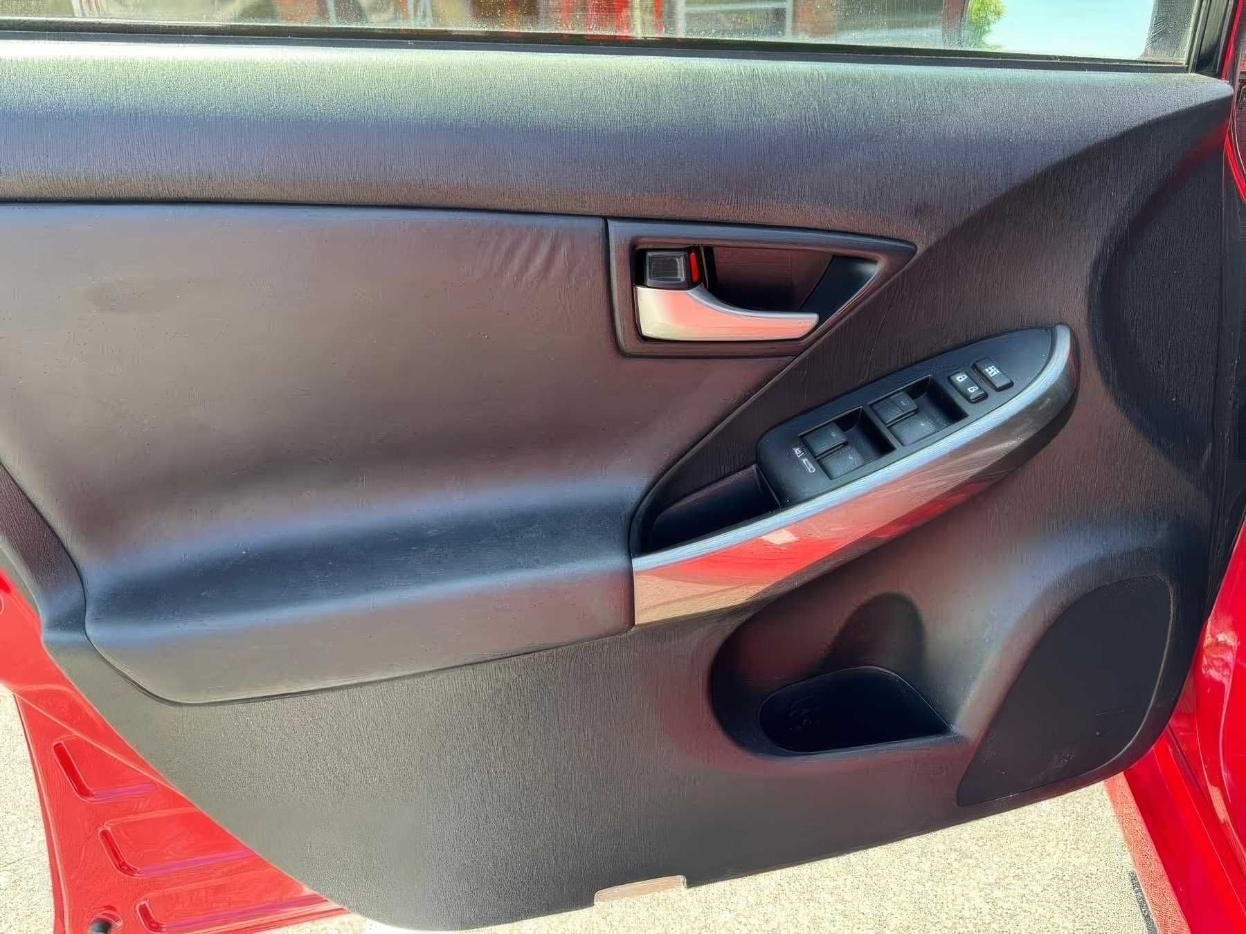 2015 Toyota Prius Persona Series