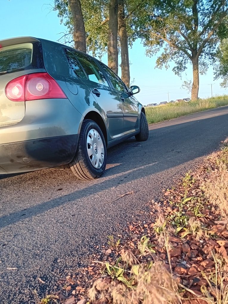 Sprzedam Golf 5 1.4MPI