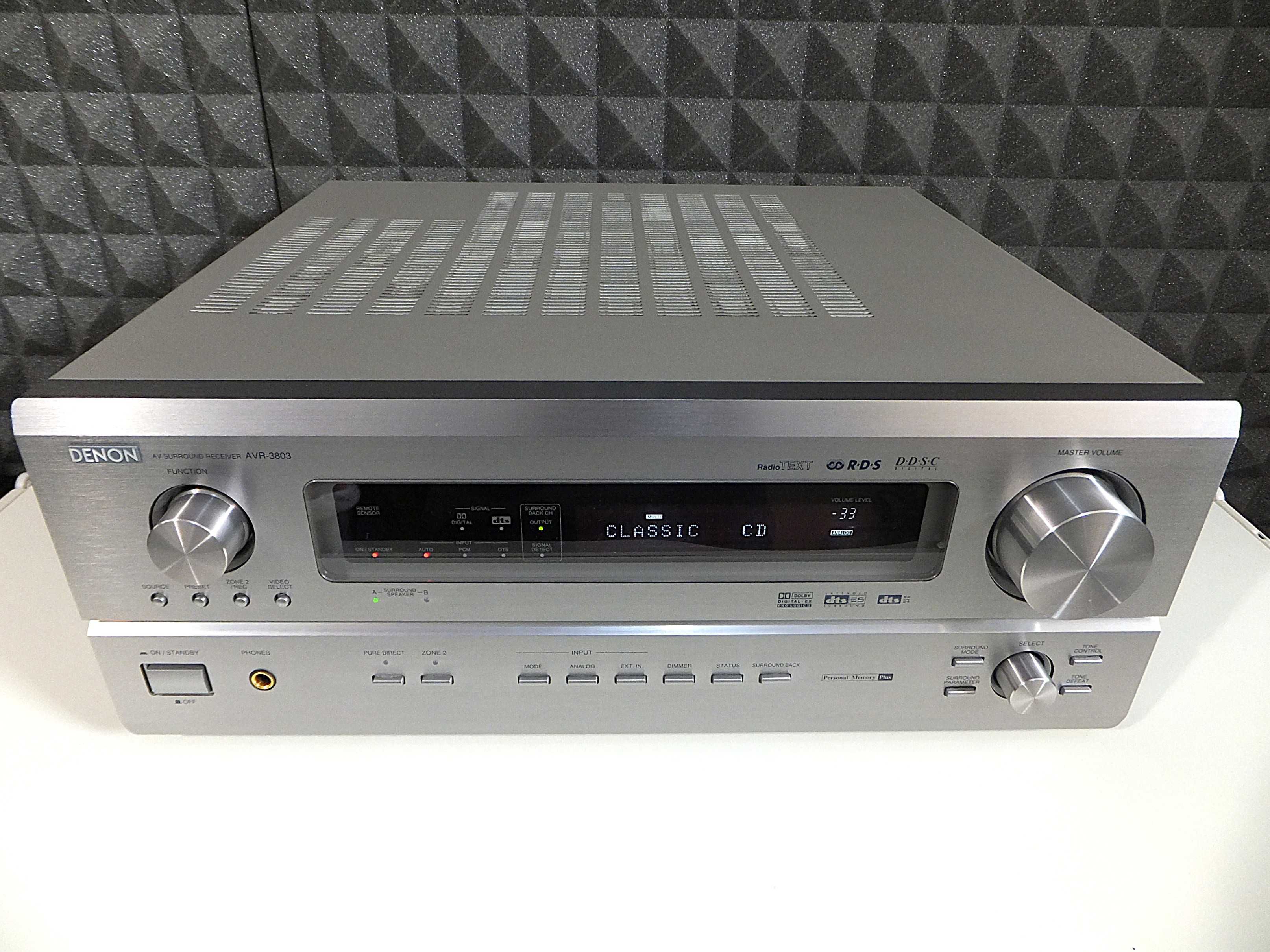 Wysokiej klasy amplituner kina domowego DENON AVR-3803