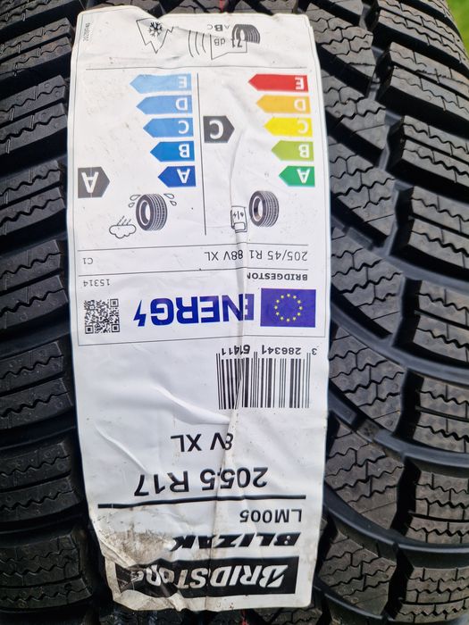 Nowe koła zimowe felgi opony zima Fiat 500E oryg 17"