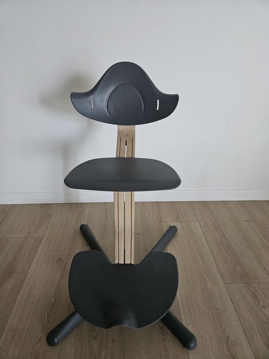 Krzesło biurowe Nomi antracyt