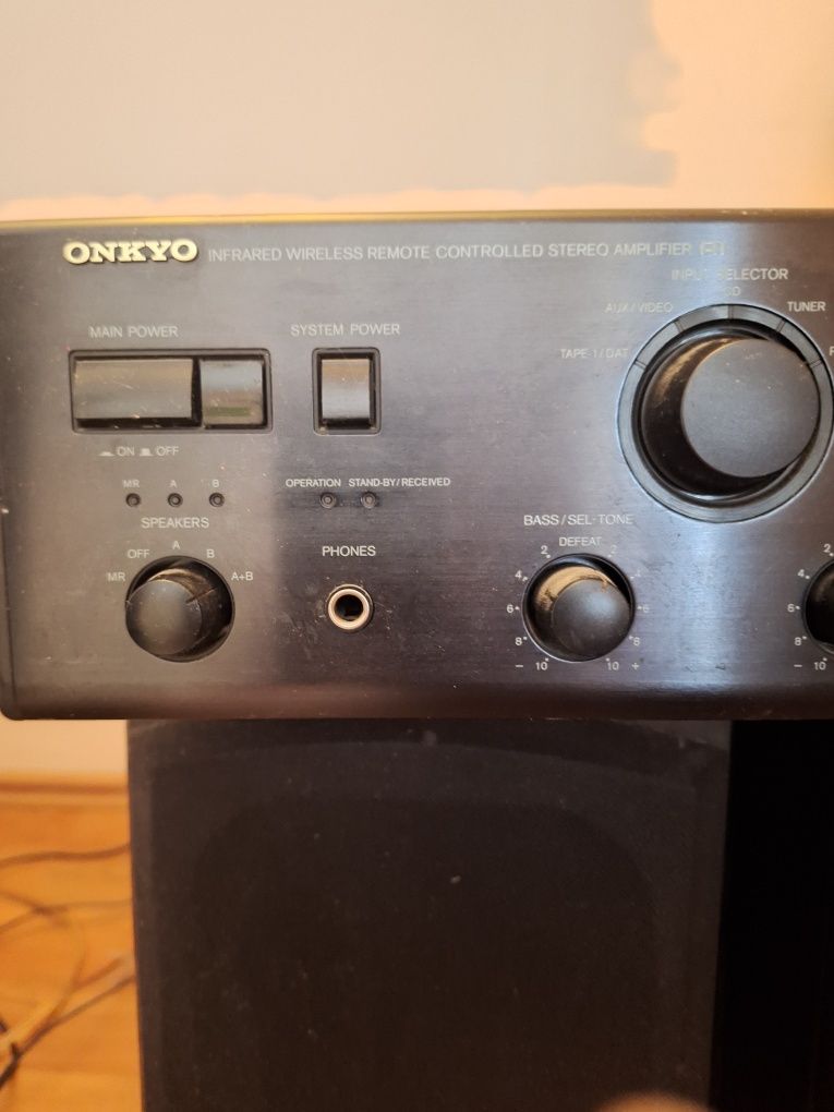 Onkyo wzmacniacz i głośniki Yamaha