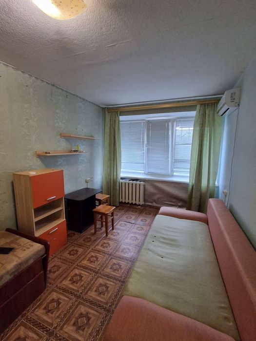 ф Оренда кімнати в гуртожитку