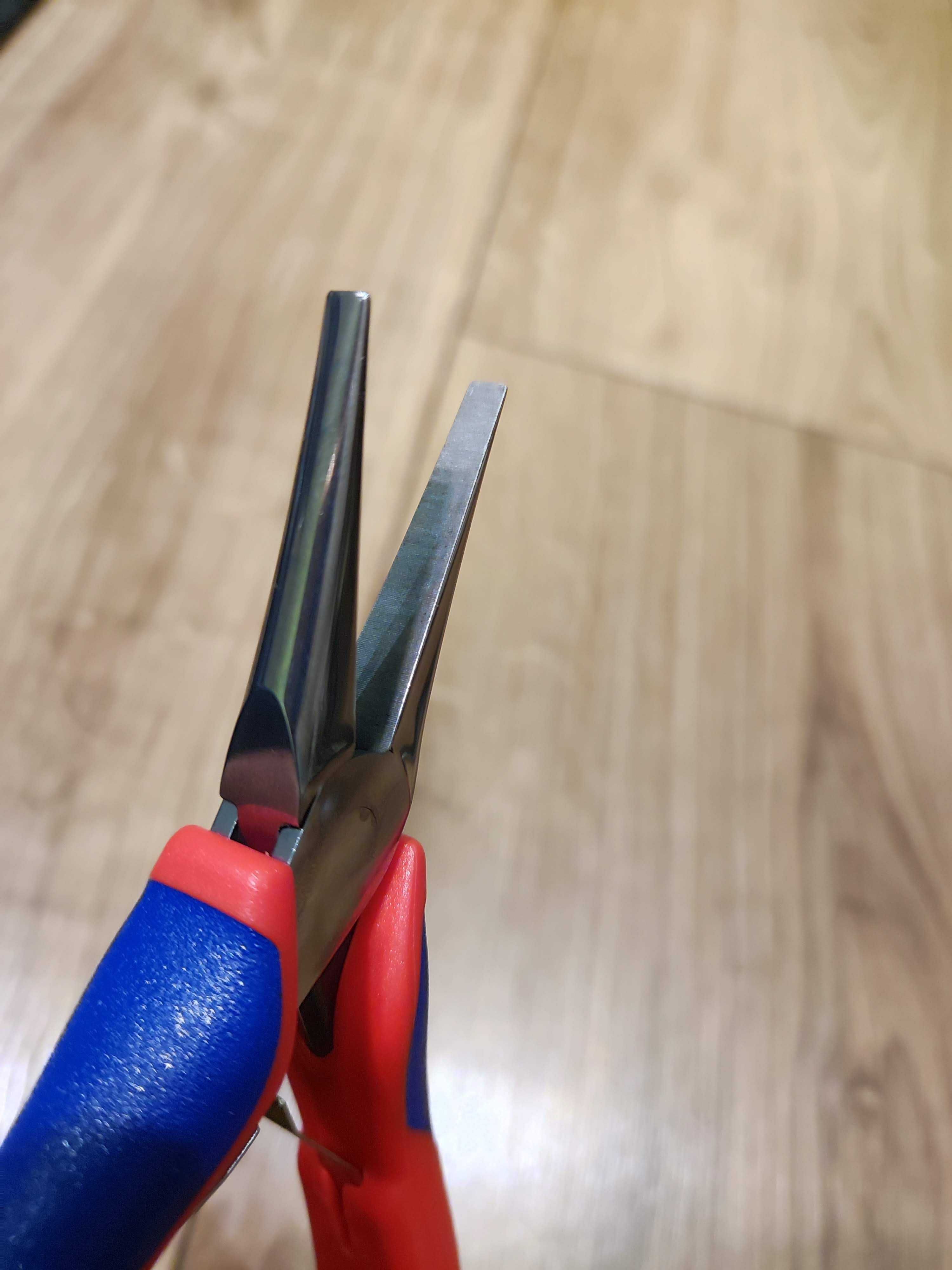 Szczypce chwytające Knipex, elektronika