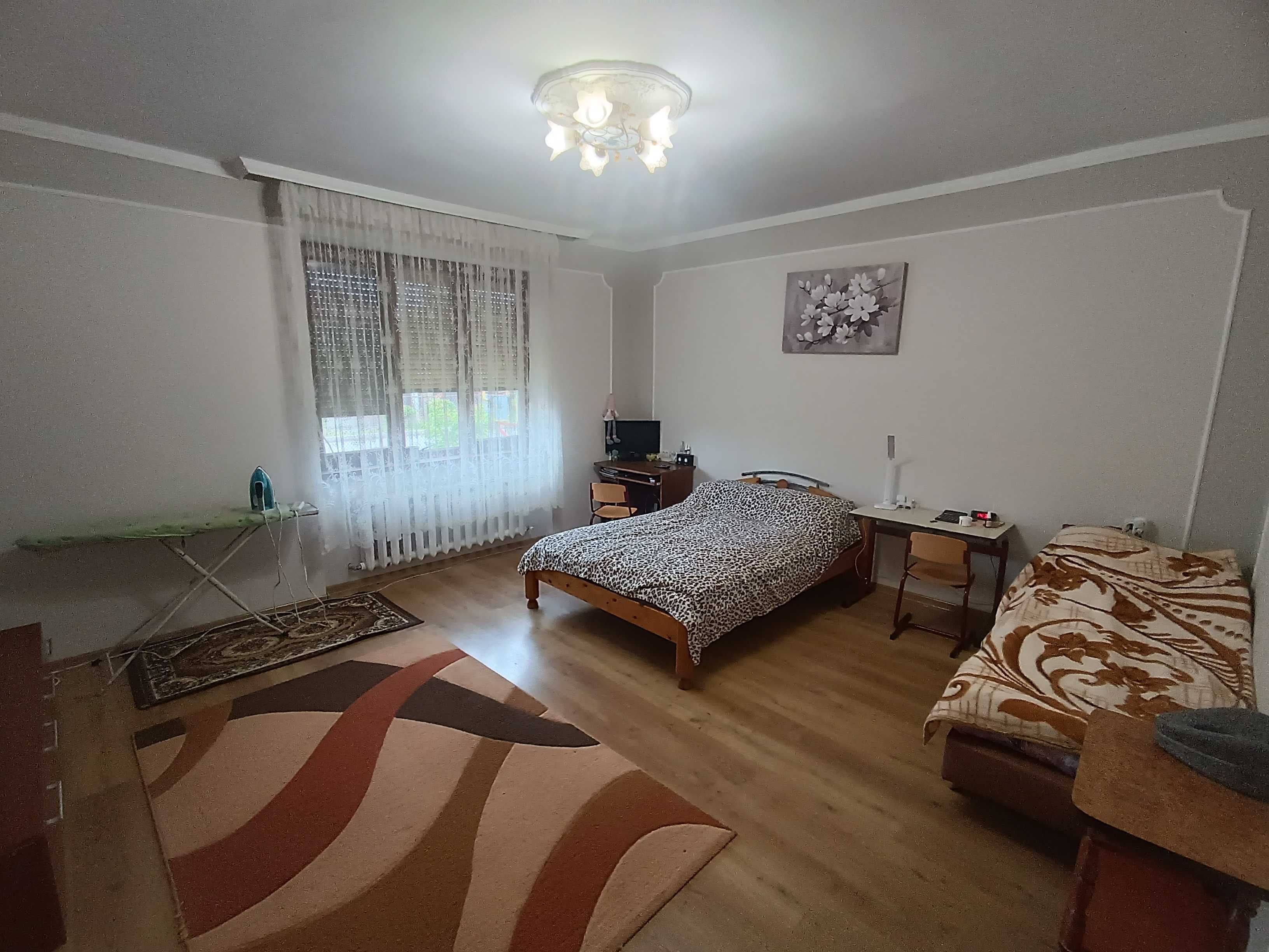 ПРОДАЖ 2х кімнатного БУДИНКУ 600 м від басейнів, один з КРАЩИХ РАЙОНІВ