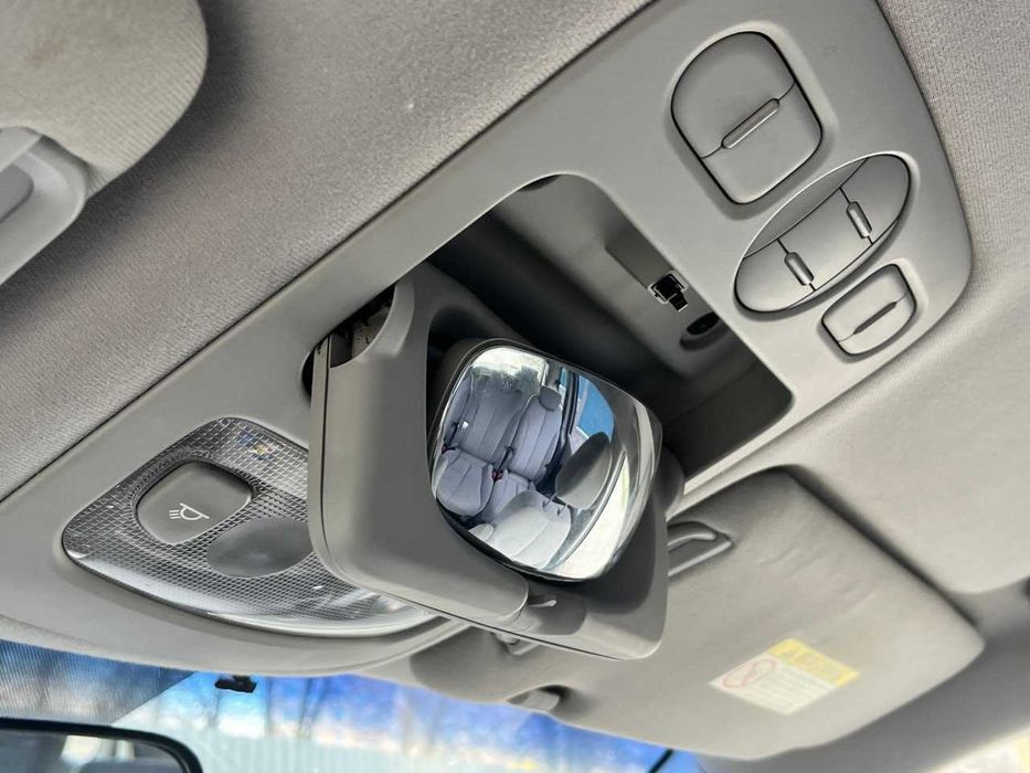 Продам  Kia Carnival 2006. Можна в розстрочку, під викуп.