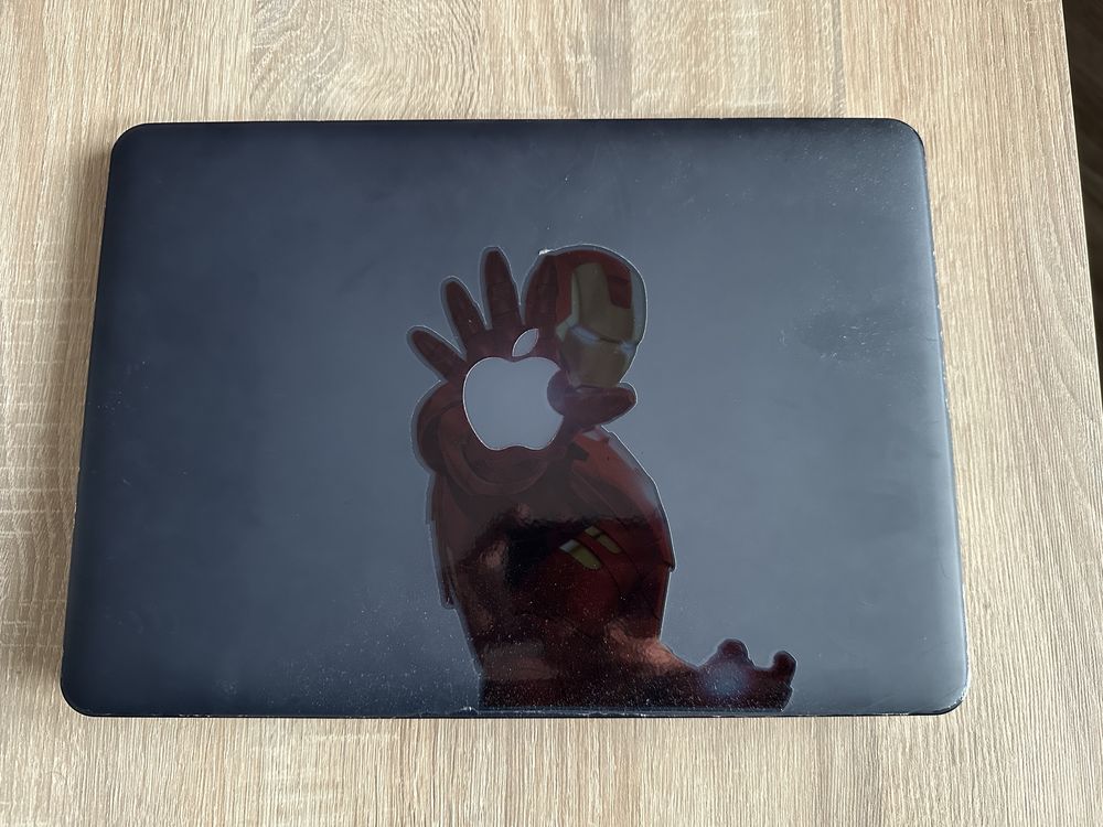 Apple Macbook Air - 13,3”/Intel 1.8GHz/8GB/128GB