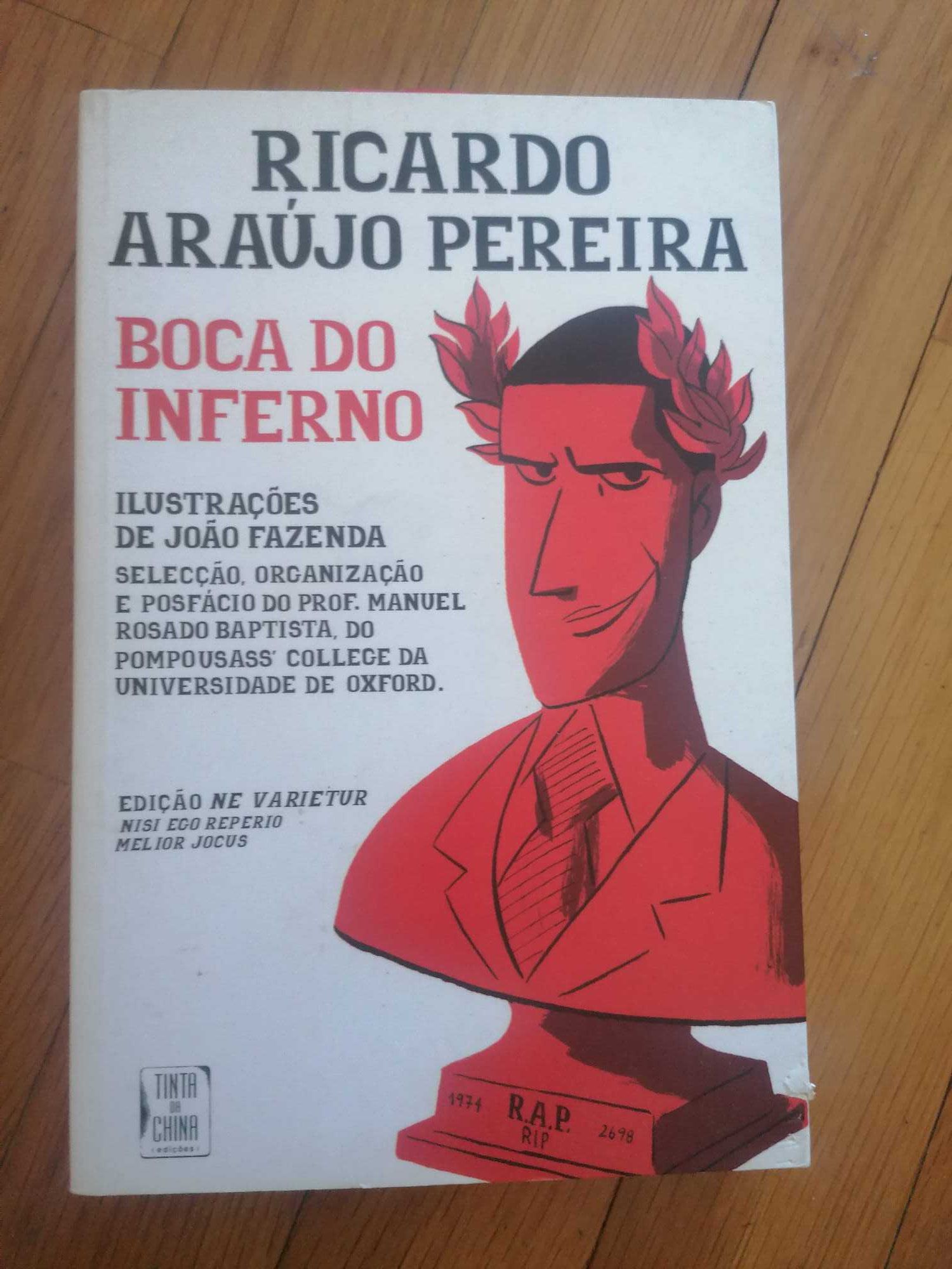 Livro Boca do Inferno de Ricardo Araujo Pereira
